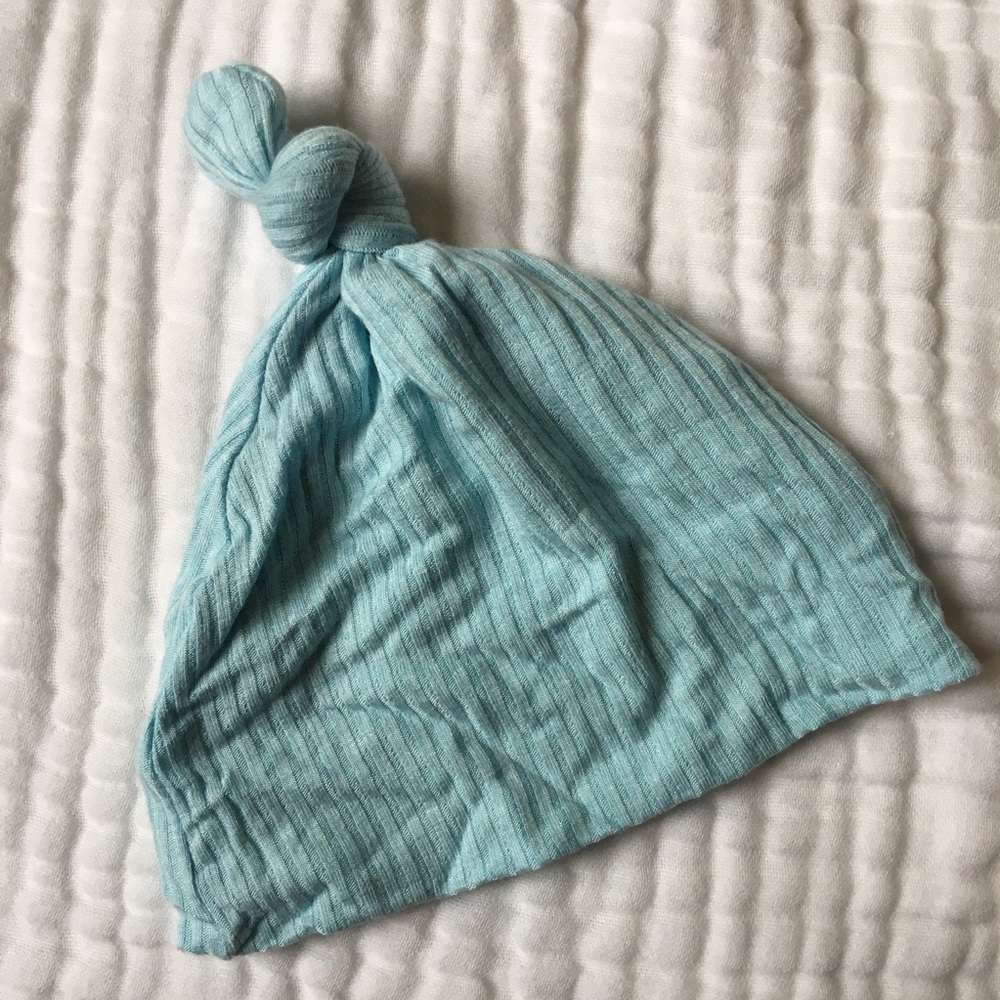 Lou Lou and company top knot hat